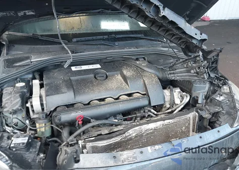 2015 Volvo V60 T6 R-Design Platinum из США, поврежденный, VIN YV1902SS9F1243417